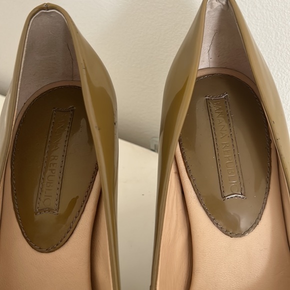 Banana Republic patten leather heels size 8.5 on excellent pre-loved condition - Picture 4 of 8